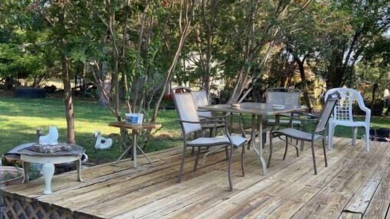 Photo of Outdoor in Utopia