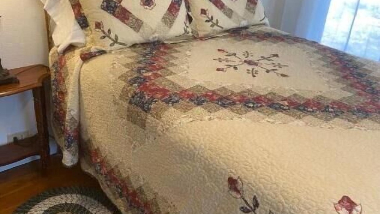 Photo of Bedroom in Utopia