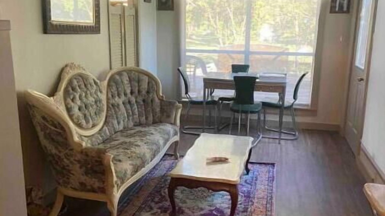 Photo of Livingroom in Utopia