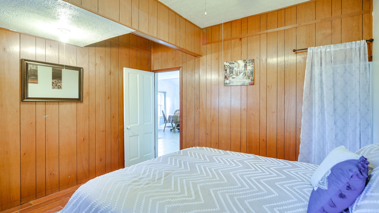 Photo of Bedroom in Farnam