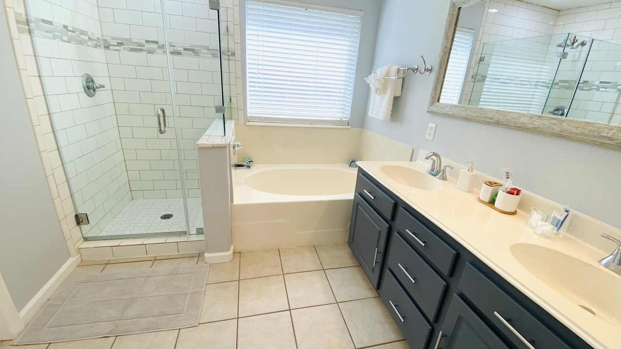 Photo of Bathroom in Atascocita