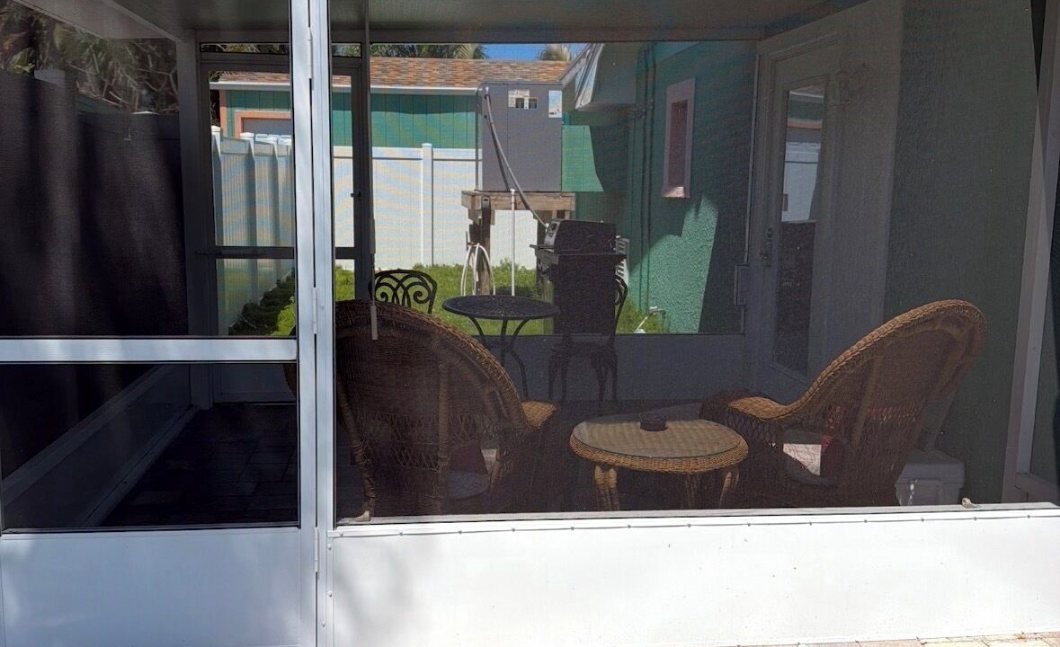 Photo of Patio Balcony in Sunny Shores