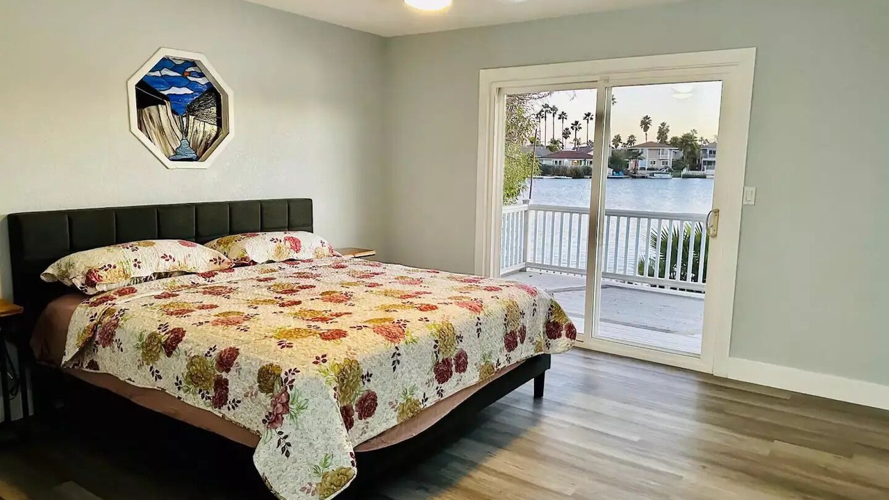 Photo of Bedroom in Discovery Bay