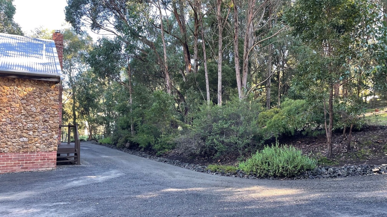 Photo of Others in Gordon