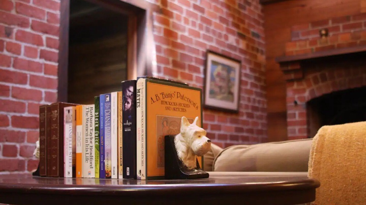 Photo of Others in Gordon