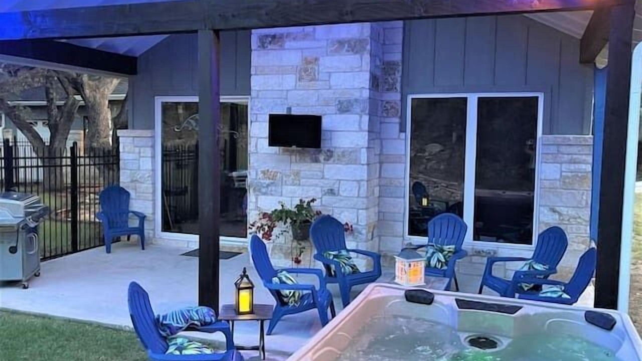 Photo of Patio Balcony in Highland Lake Estates