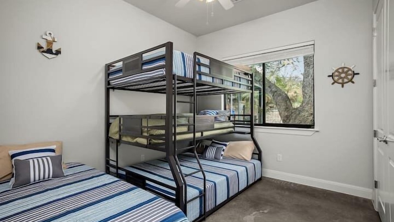 Photo of Bedroom in Highland Lake Estates