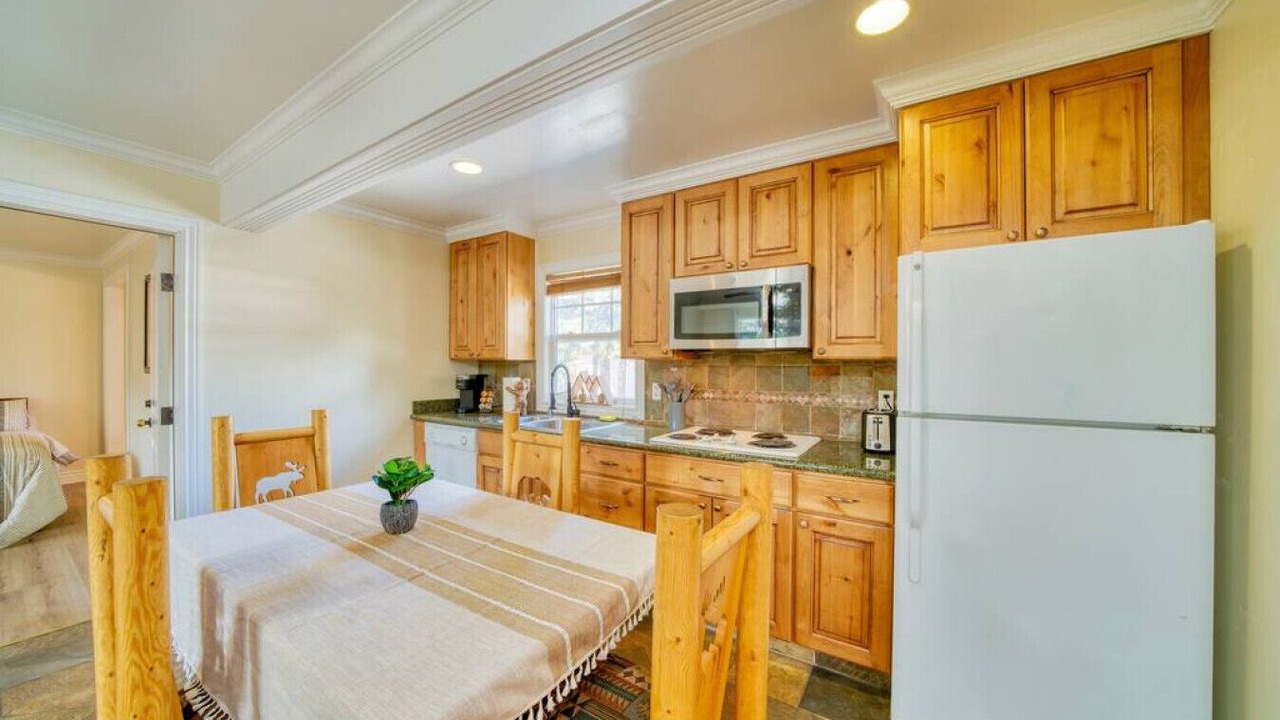 Photo of Bedroom in Lakeside Park