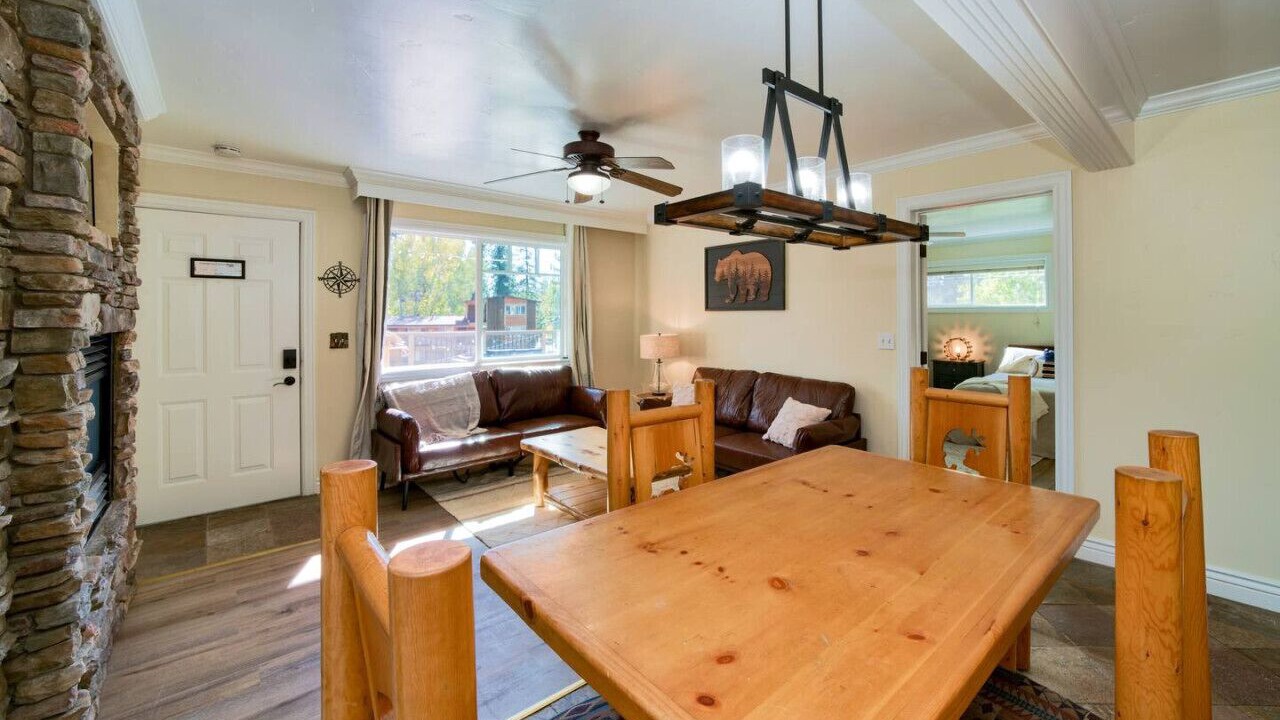 Photo of Bedroom in Lakeside Park