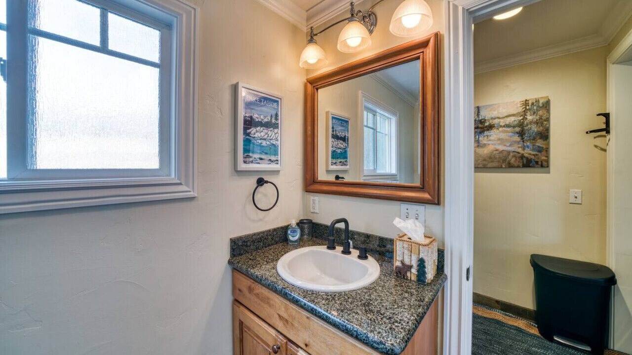 Photo of Bathroom in Lakeside Park