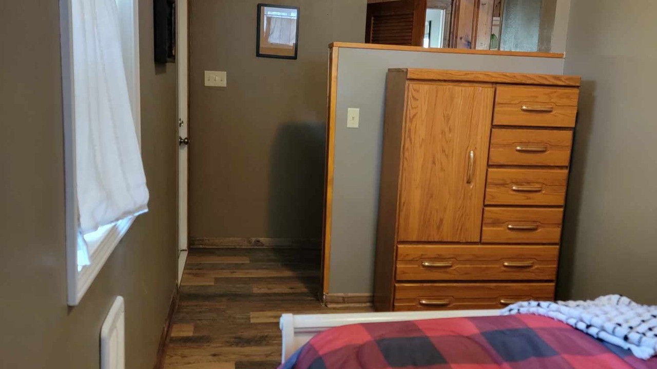 Photo of Bedroom in Onaway