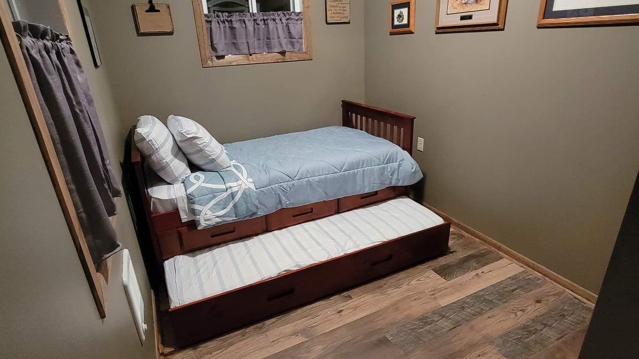 Photo of Bedroom in Onaway