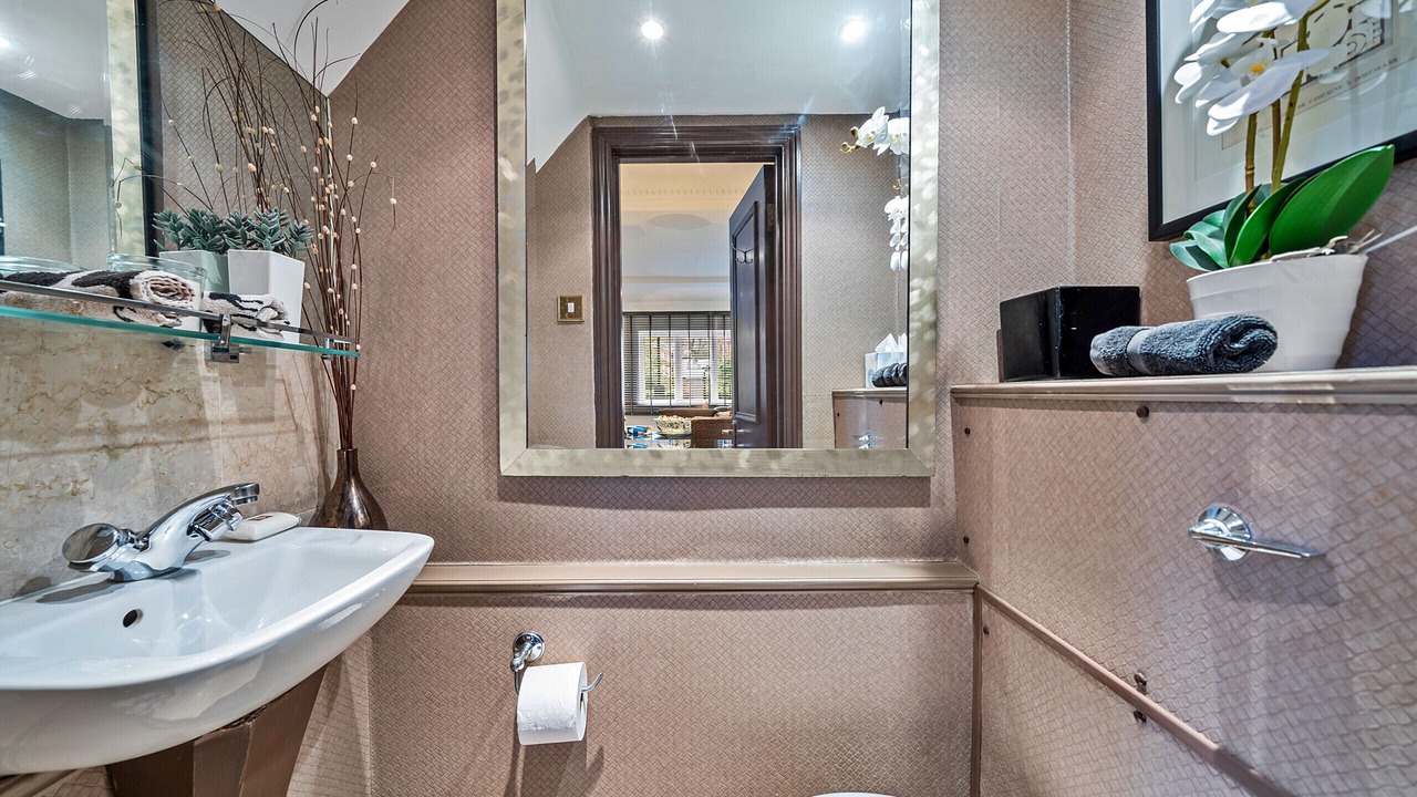 Photo of Bathroom in Frognal and Fitzjohns