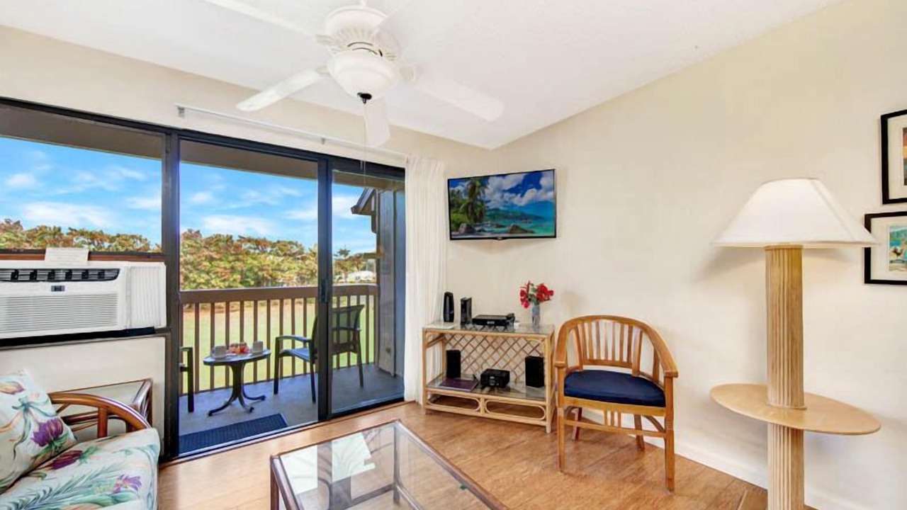 Photo of Livingroom in Nawiliwili