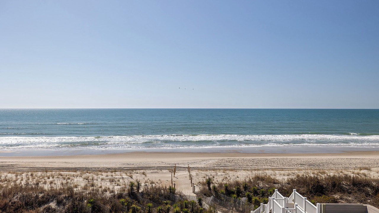 Photo of Patio Balcony in Emerald Isle