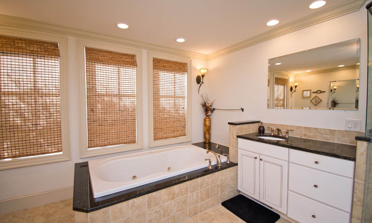 Photo of Bathroom in Pine Knoll Shores