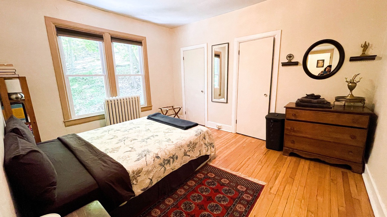 Photo of Bedroom in Ithaca
