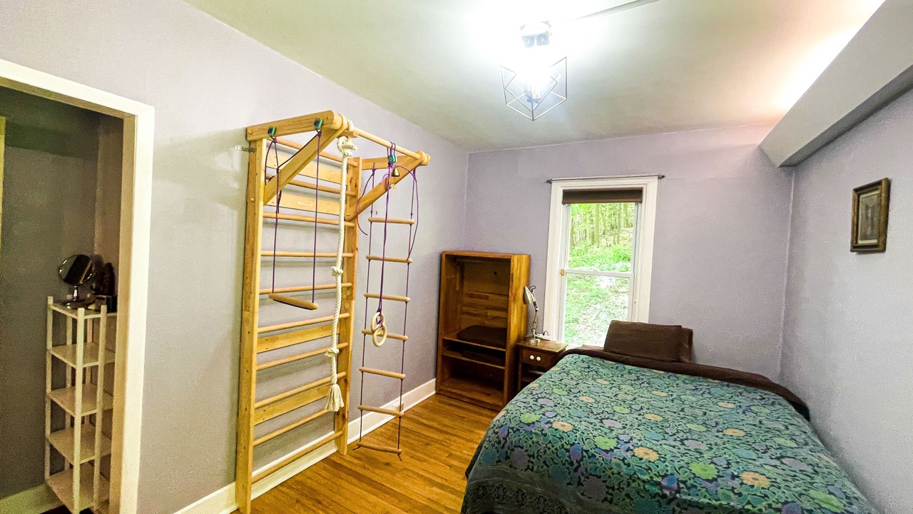 Photo of Bedroom in Ithaca