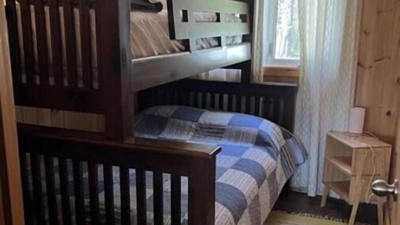 Photo of Bedroom in Joly