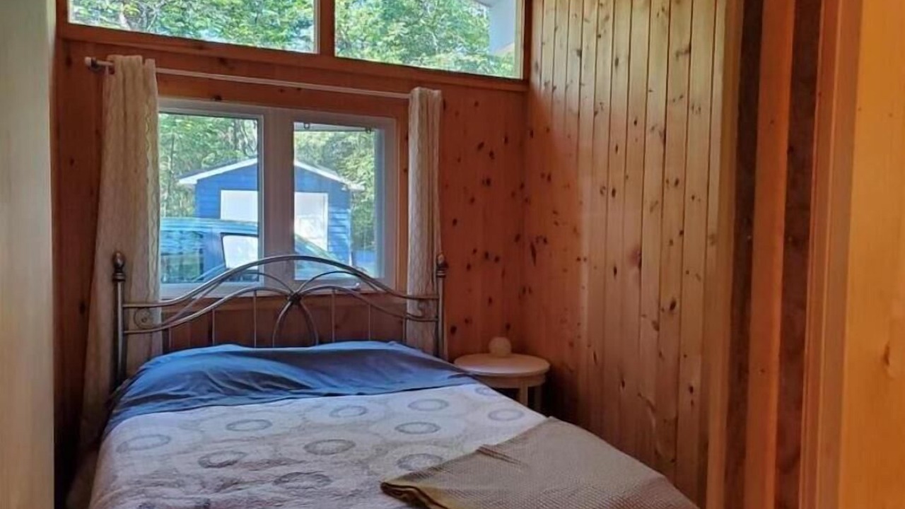 Photo of Bedroom in Joly