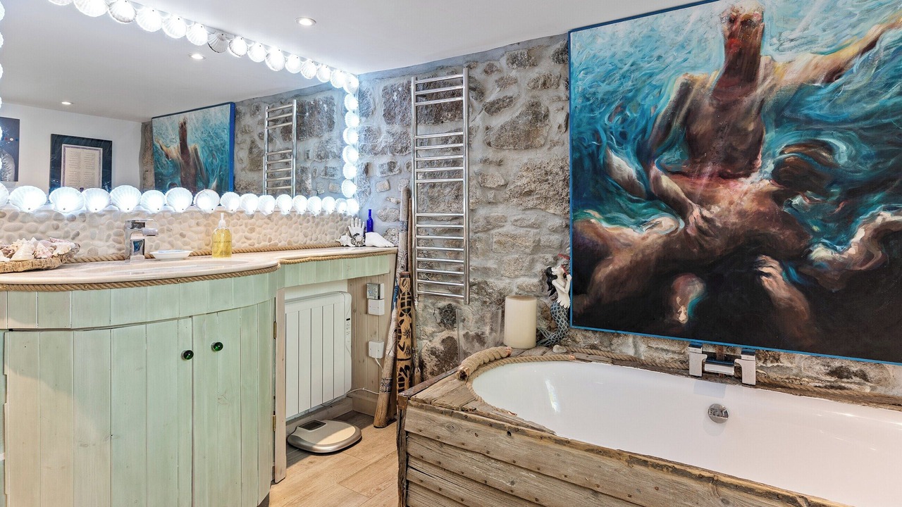 Photo of Bathroom in Penzance