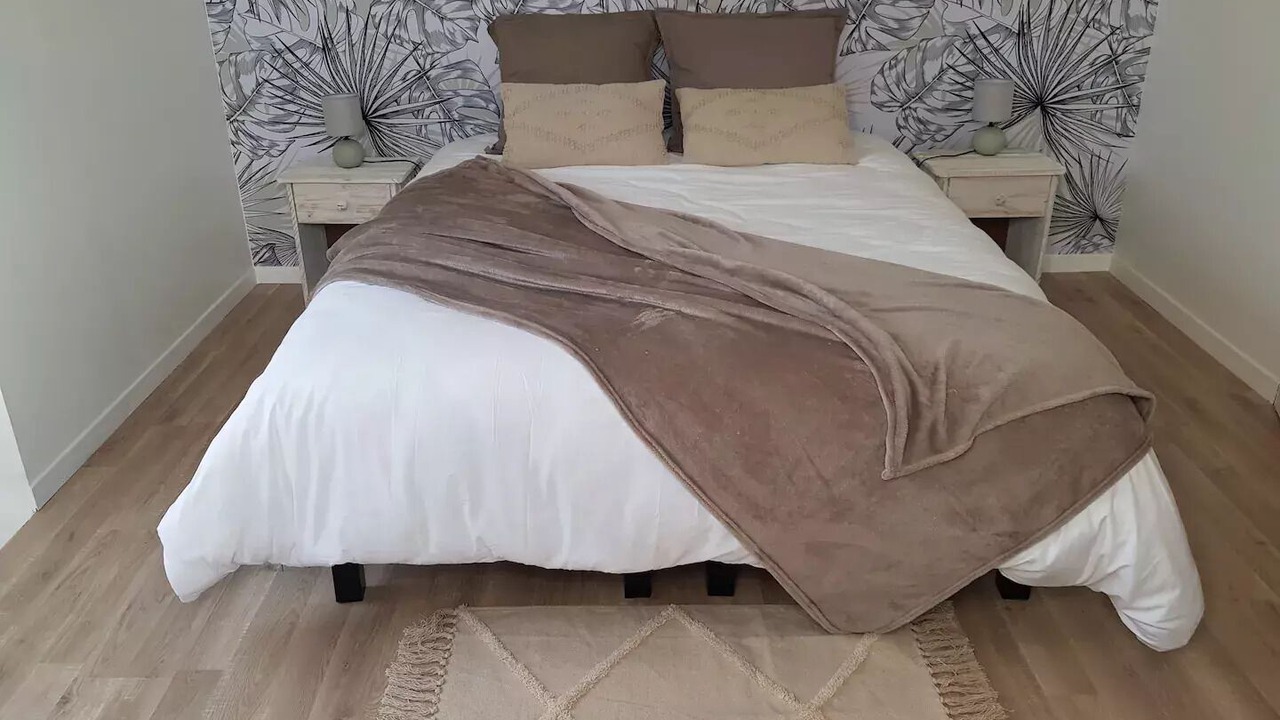 Photo of Bedroom in Saint-Leonard