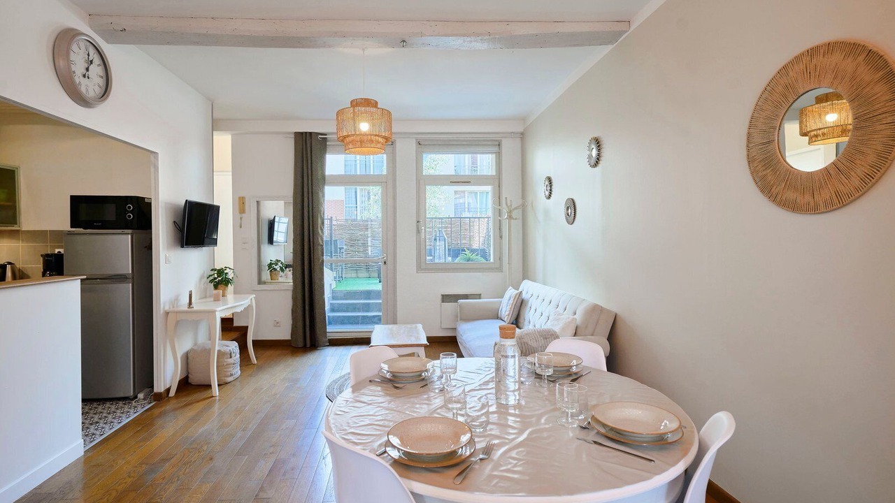 Photo of Others in Old Lille