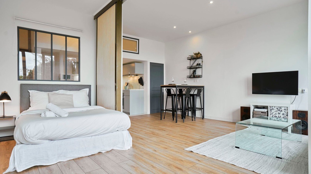 Photo of Bedroom in La Madeleine