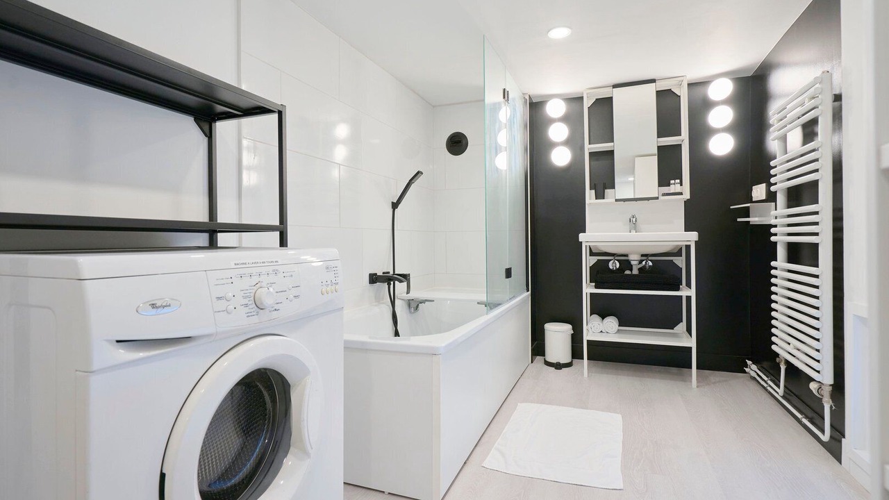 Photo of Bathroom in La Madeleine