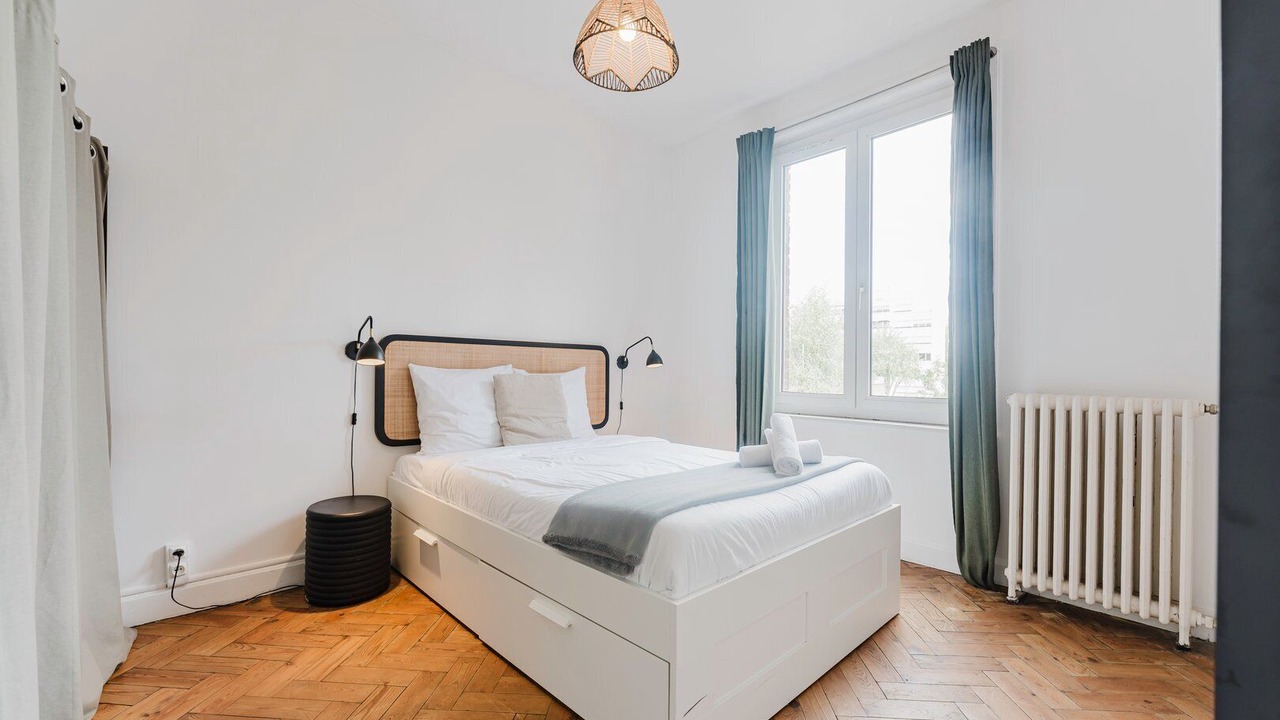 Photo of Bedroom in La Madeleine