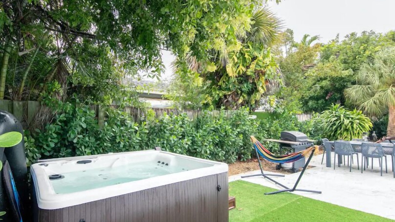 Photo of Patio Balcony in Palm Beach Shores