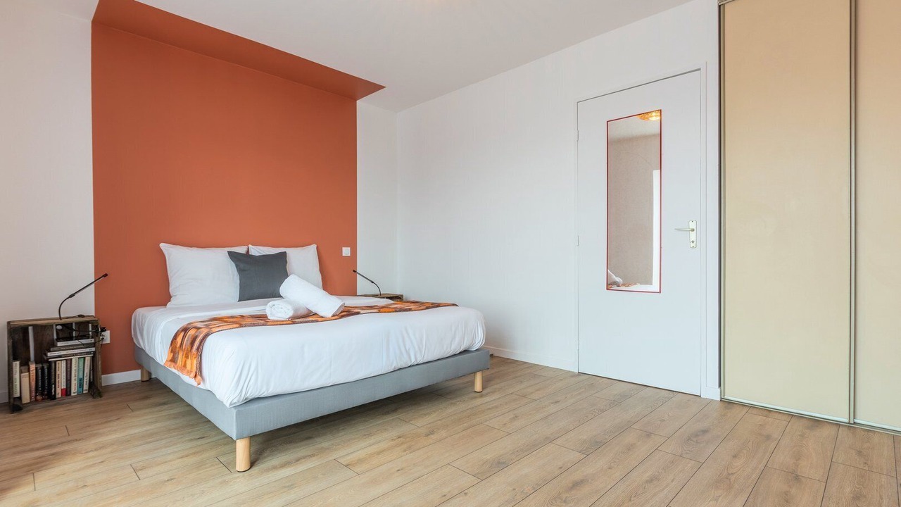 Photo of Bedroom in Lambersart