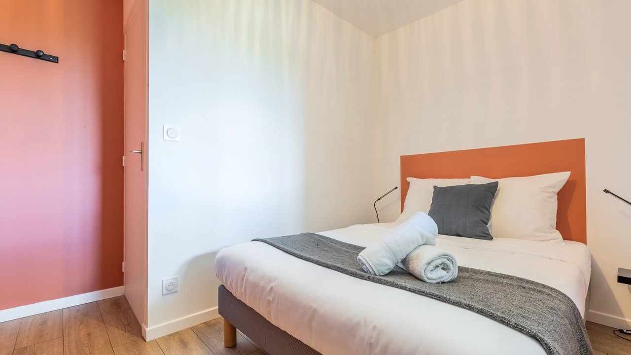 Photo of Bedroom in Lambersart