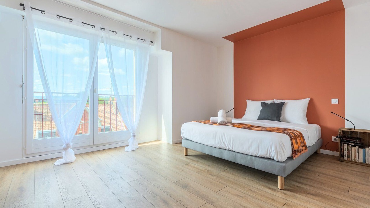 Photo of Bedroom in Lambersart