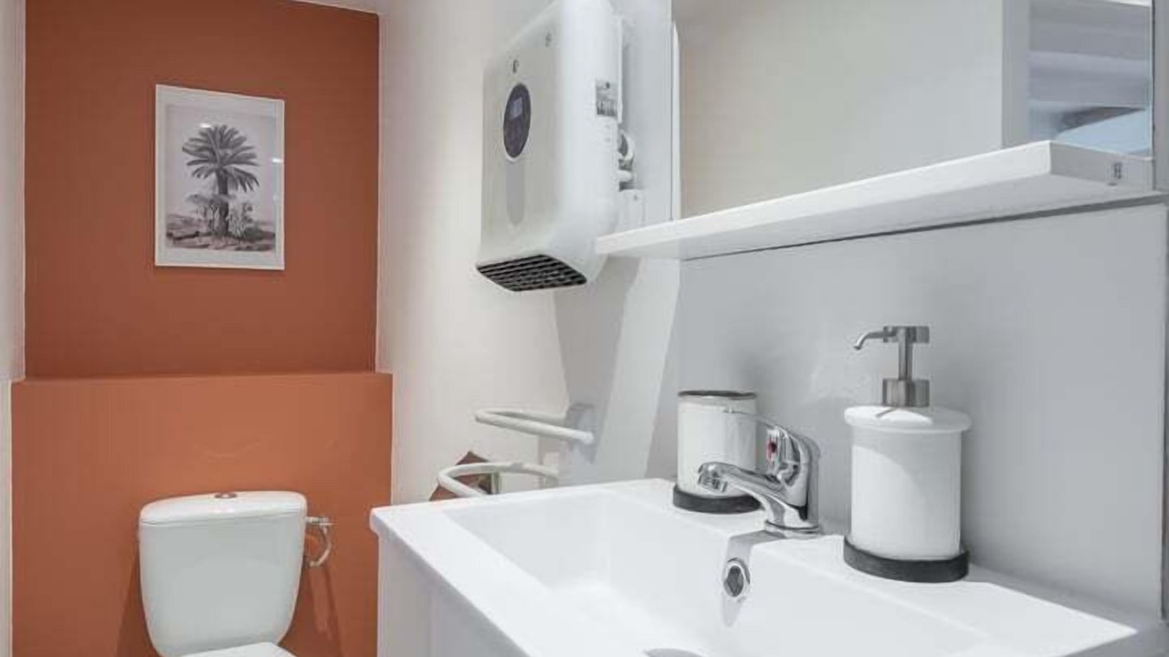 Photo of Bathroom in Lille Centre Ville