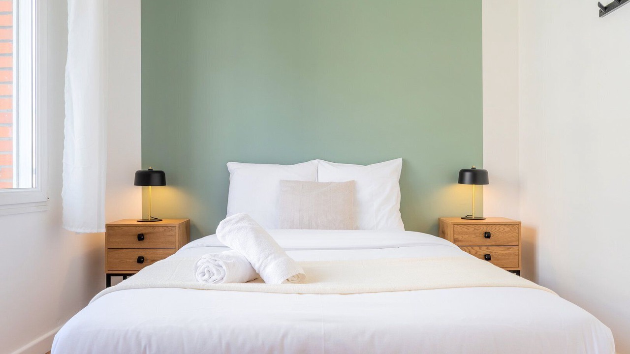 Photo of Bedroom in Fives