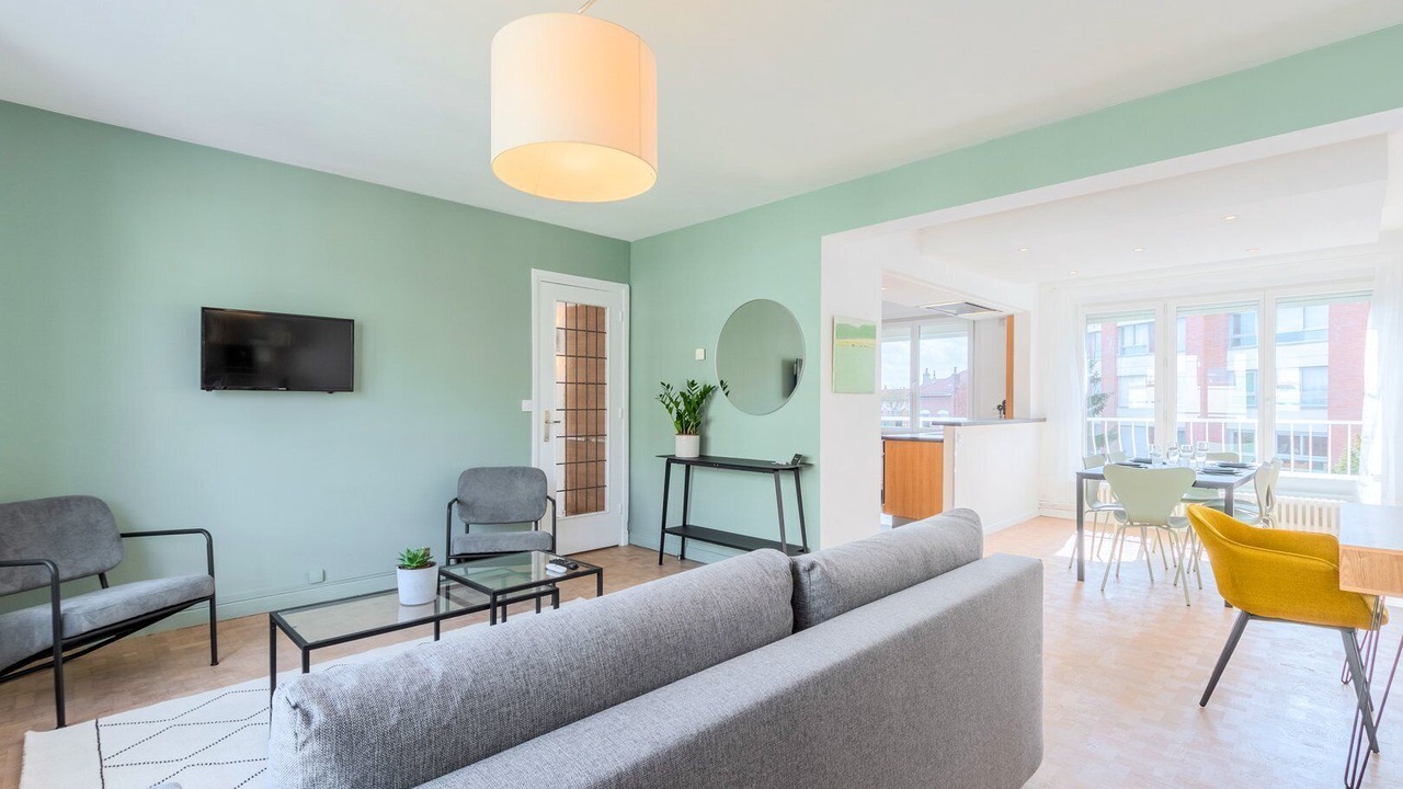 Photo of Livingroom in Fives