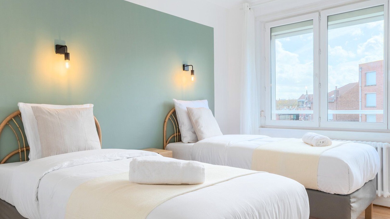 Photo of Bedroom in Fives