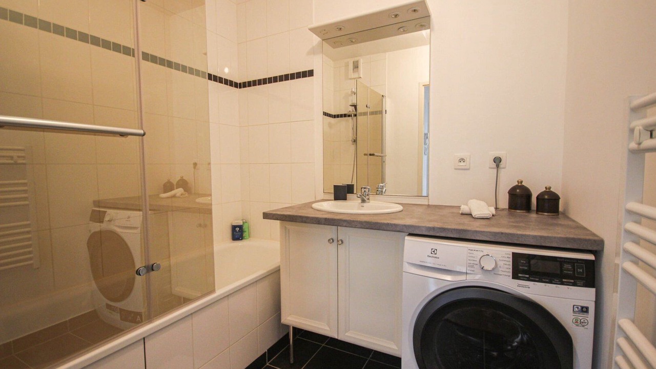 Photo of Bathroom in La Madeleine