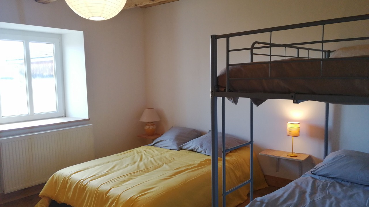 Photo of Bedroom in Avignon-les-Saint-Claude