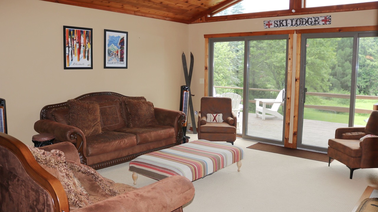 Photo of Livingroom in Great Valley