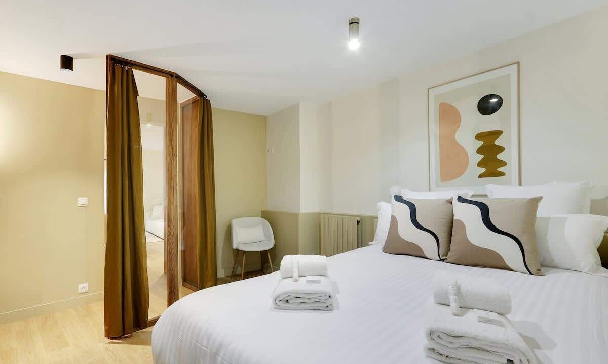 Photo of Bedroom in Quartier de l'Ecole-Militaire