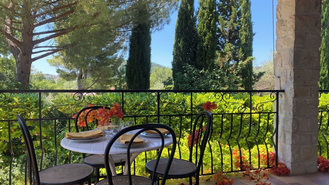 Photo of Outdoor in Volonne