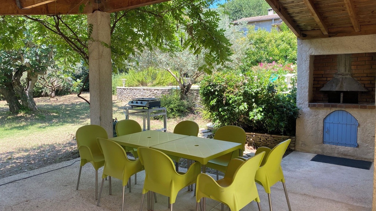 Photo of Outdoor in Volonne