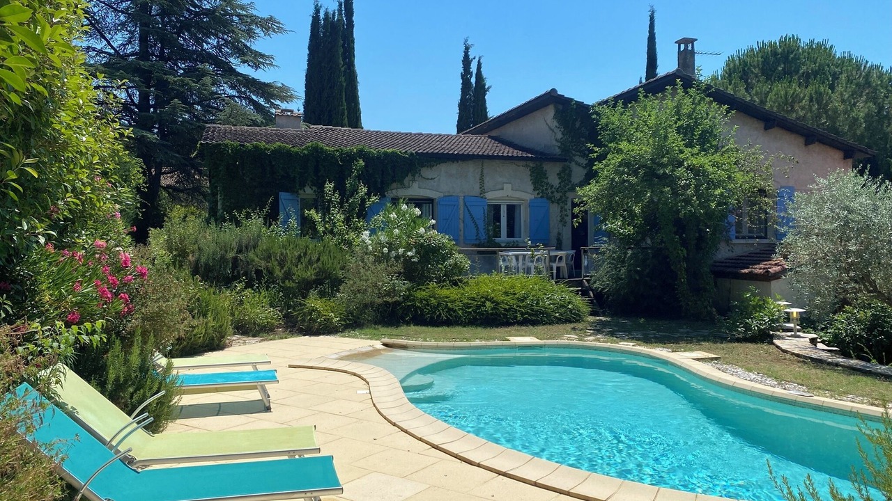 Photo of Outdoor in Volonne