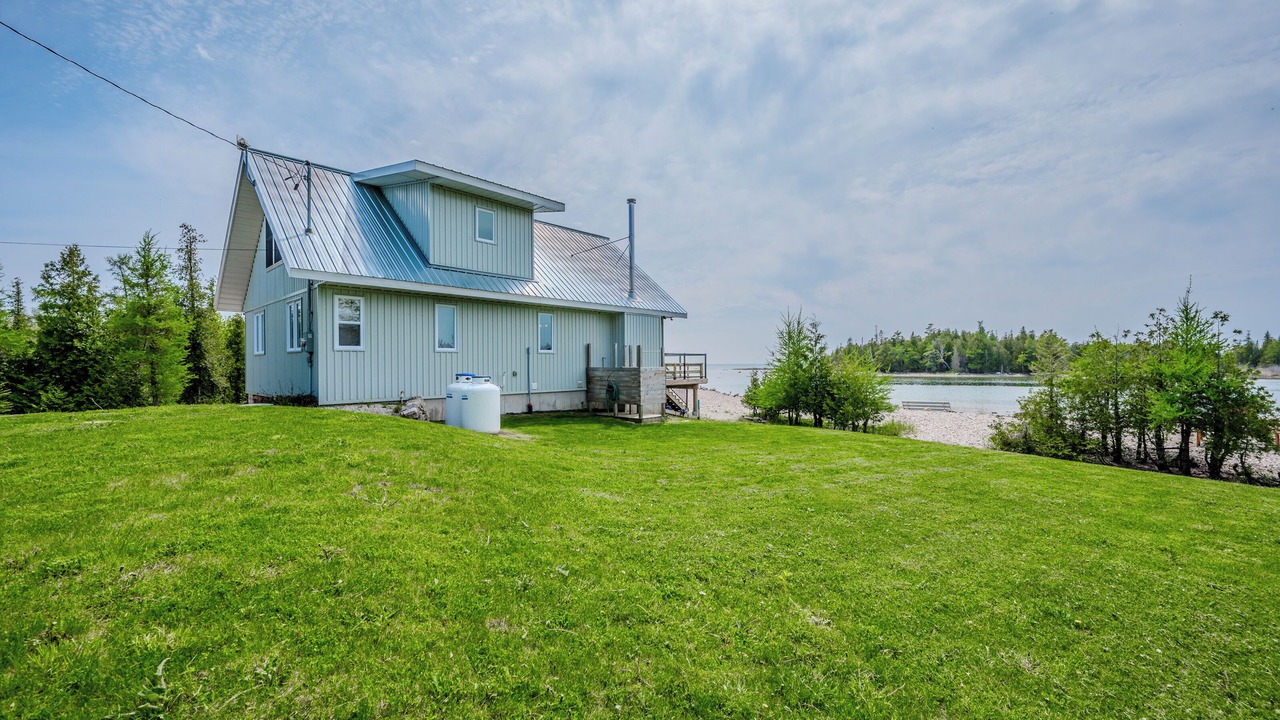 Photo of Outdoor in Colpoys Bay
