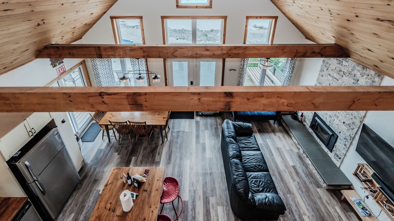 Photo of Bedroom in Colpoys Bay