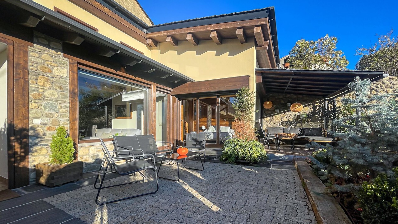 Photo of Patio Balcony in Puigcerda
