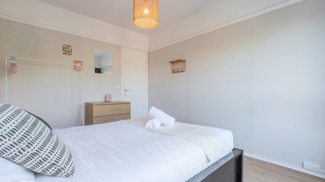 Photo of Bedroom in Lambersart