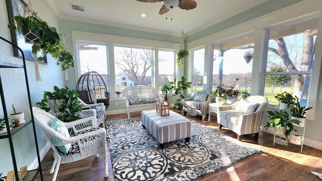 Photo of Livingroom in Brandon